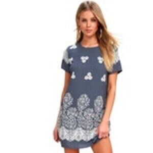 Lulu’s Riverside Slate Blue Floral Print Shift Dress Size Medium Short Sleeve
